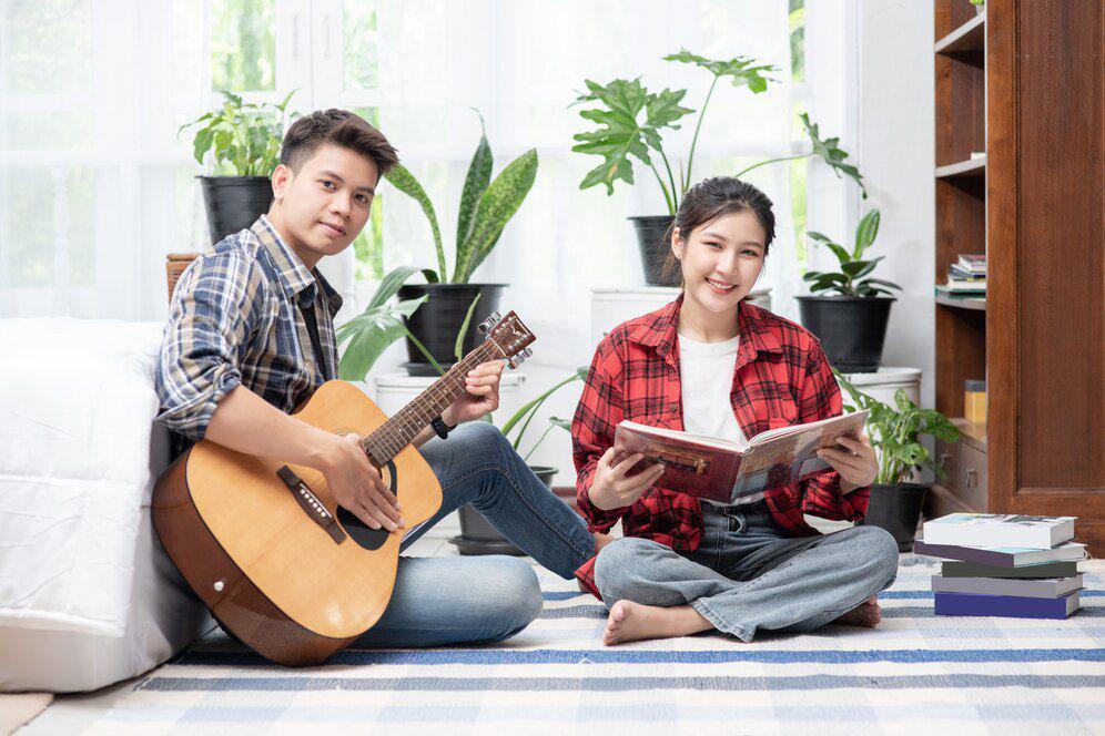 ilustrasi menyalurkan hobi (freepik.com/jcomp)