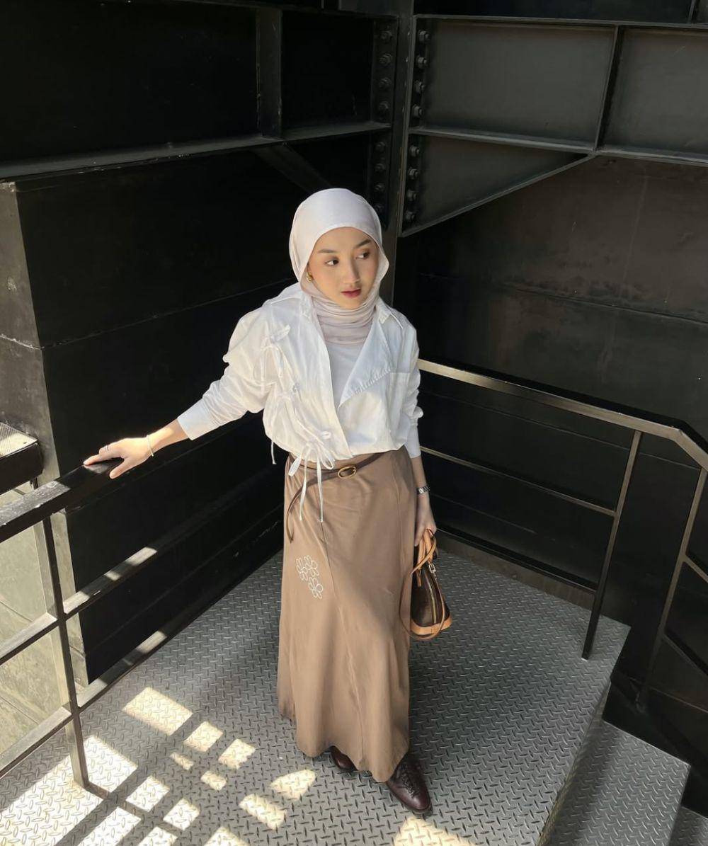 OOTD ala Thafanya Sabila (instagram.com/thafanyads)