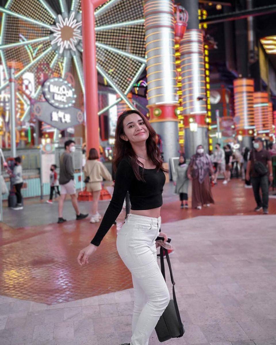 referensi outfit daily wear ala Michelle Ziudith (instagram.com/michelleziu)