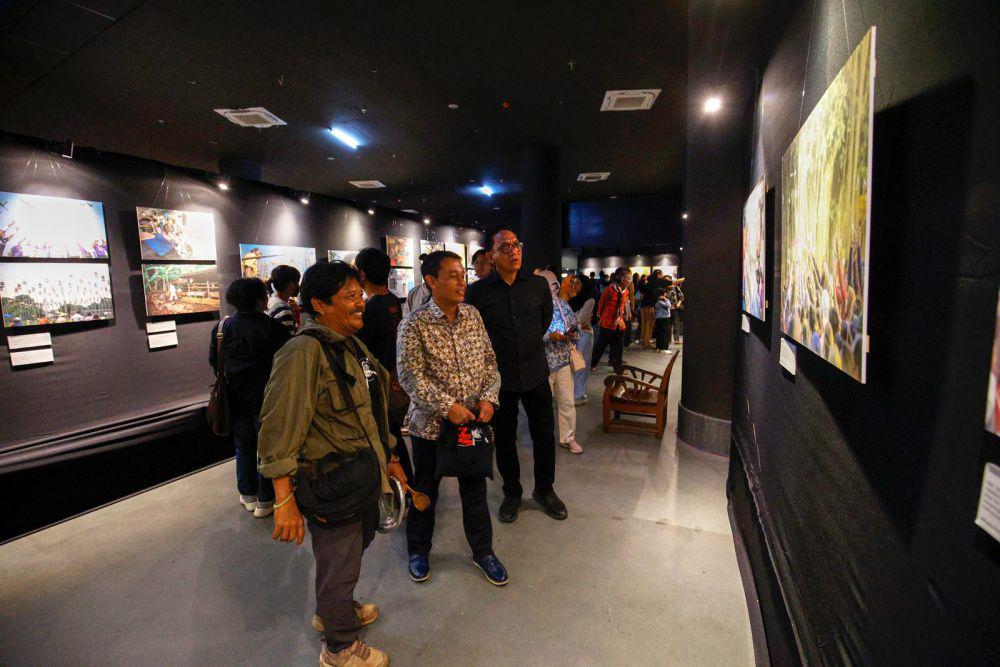 Pameran Foto Sing Penting Madhang, Tafsir tentang Kegigihan Hidup