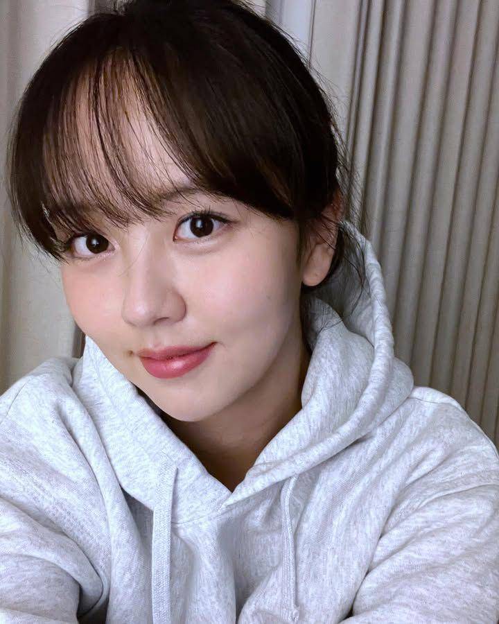 inspirasi makeup Kim So Hyun (instagram.com/wow_kimsohyun)