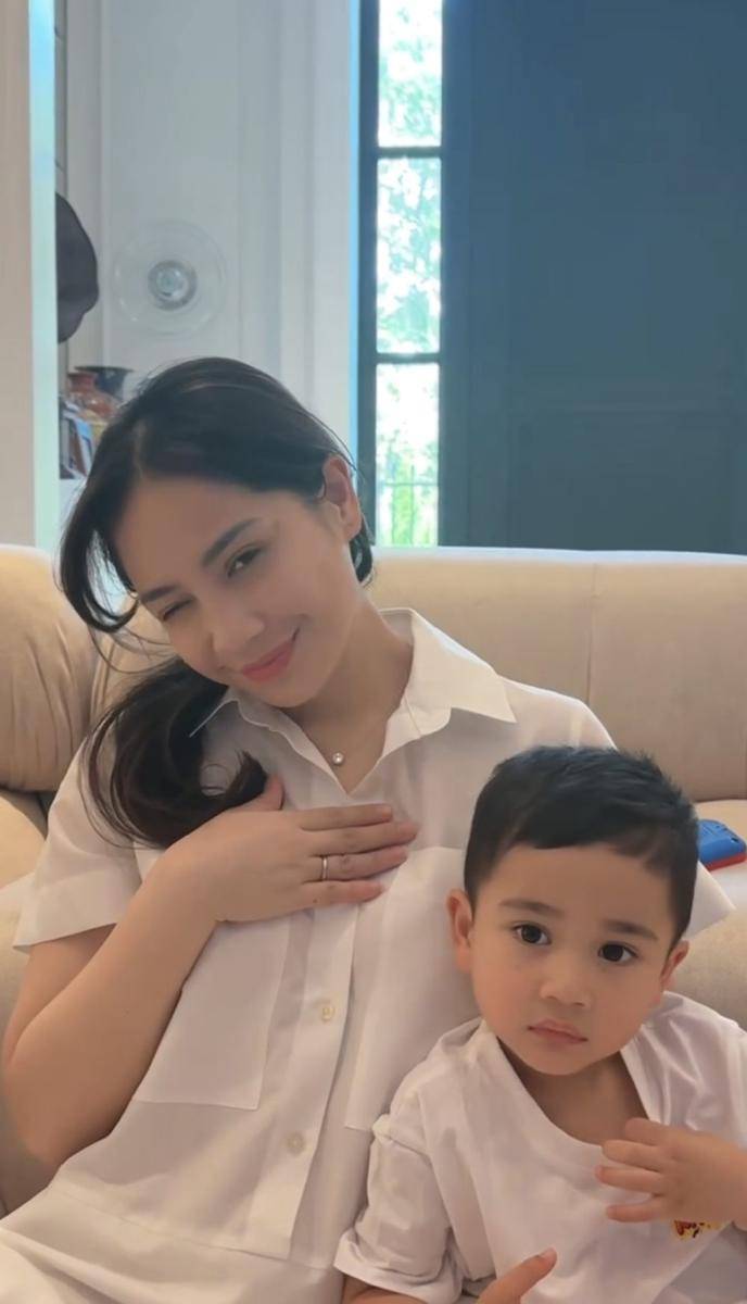 Cipung ikut Kim Seon Ho Smile Challenge (instagram.com/raffinagita1717)