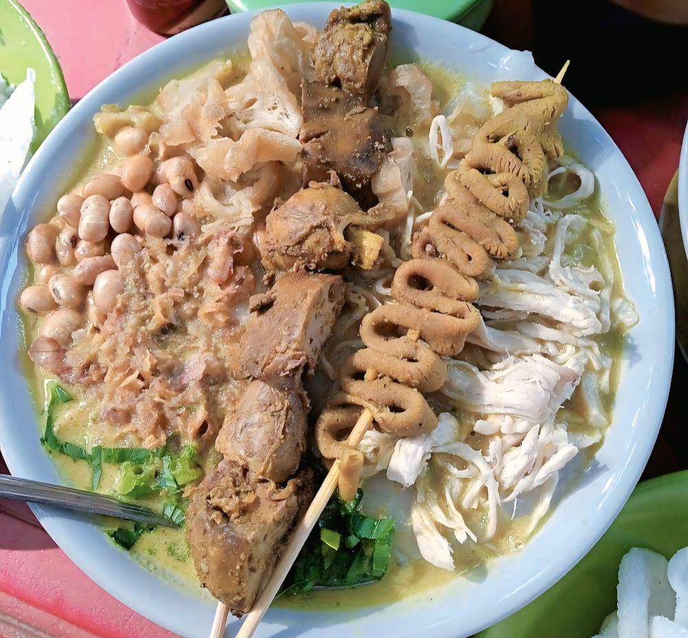 Bubur Ayam Sangkuriang Dago (google.com/maps/Agnes Agustina)