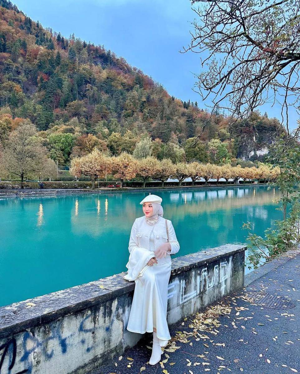 Potret Almineta Azzahra (instagram.com/alminetaaz)