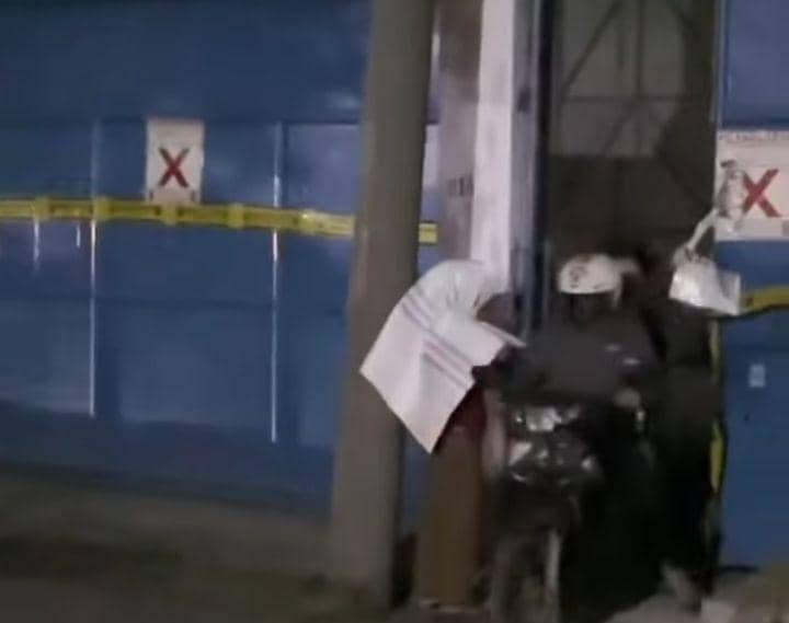 Segel Gudang CV Sentoso Seal Dibuka, Ternyata Masih Ada Aktivitas