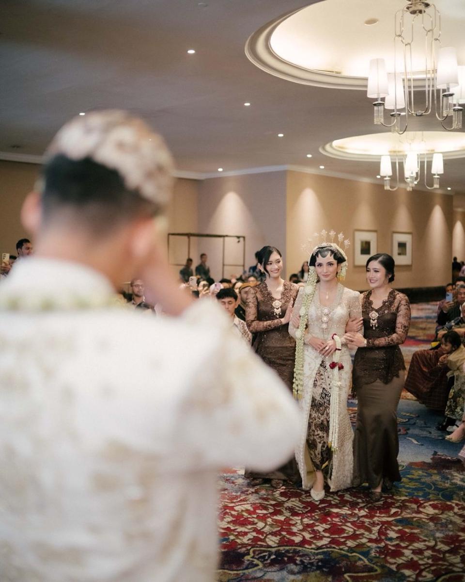 potret pernikahan Valerie Tifanka (instagram.com/byantonius)