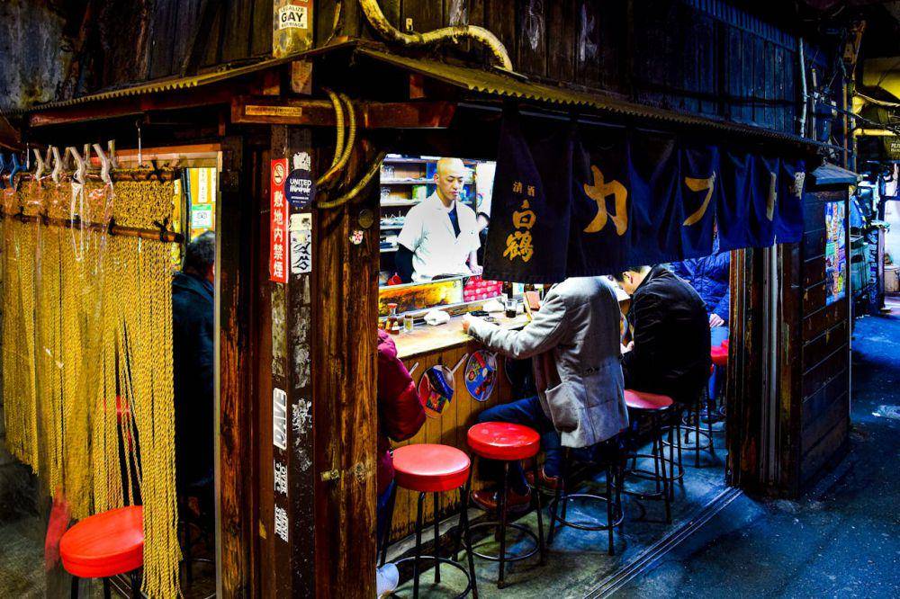 ilustrasi street cafe di Tokyo, Jepang (pexels.com/AXP Photography)