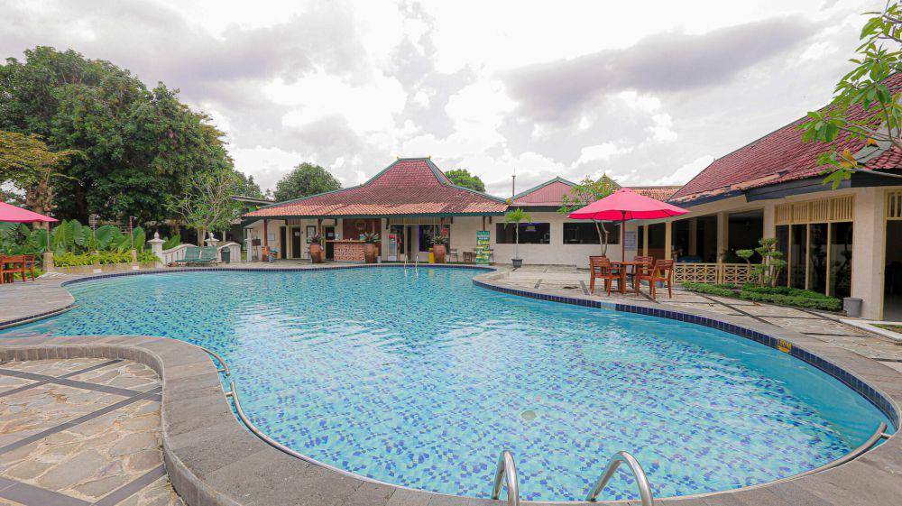 Royal Brongto Hotel Jogja (royalbrongtohotel.com)