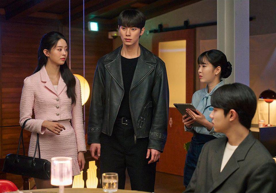 7 Bukti Jae Yeol Belum Selesai dengan Masa Lalunya di Crushology 101