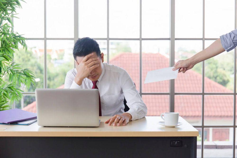 ilustrasi bangkrut (vecteezy.com/Prasong Takham)