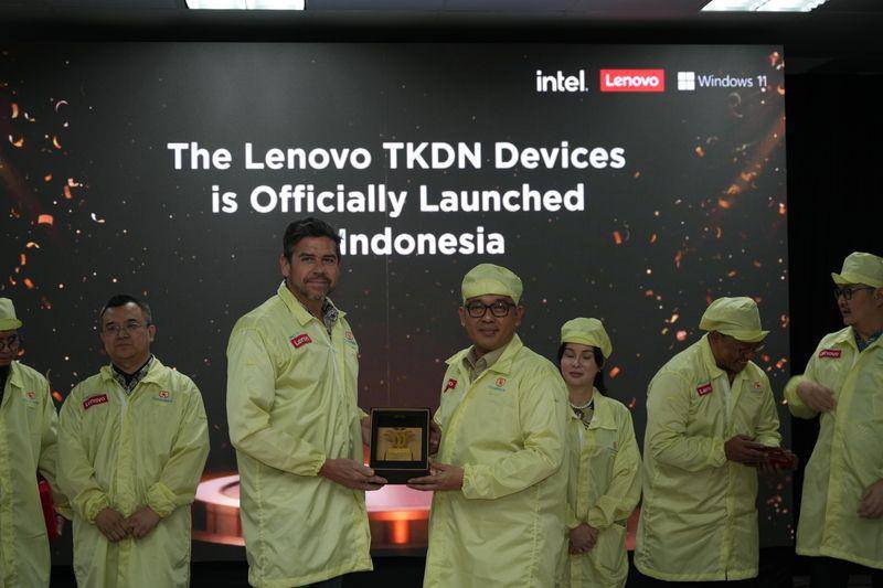 Dua Perangkat Lenovo yang Lulus TKDN Diresmikan, Made in Batam