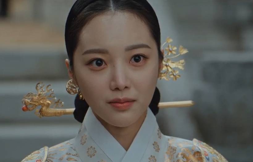 still cut drama Korea The Haunted Palace (dok. SBS/The Haunted Palace)
