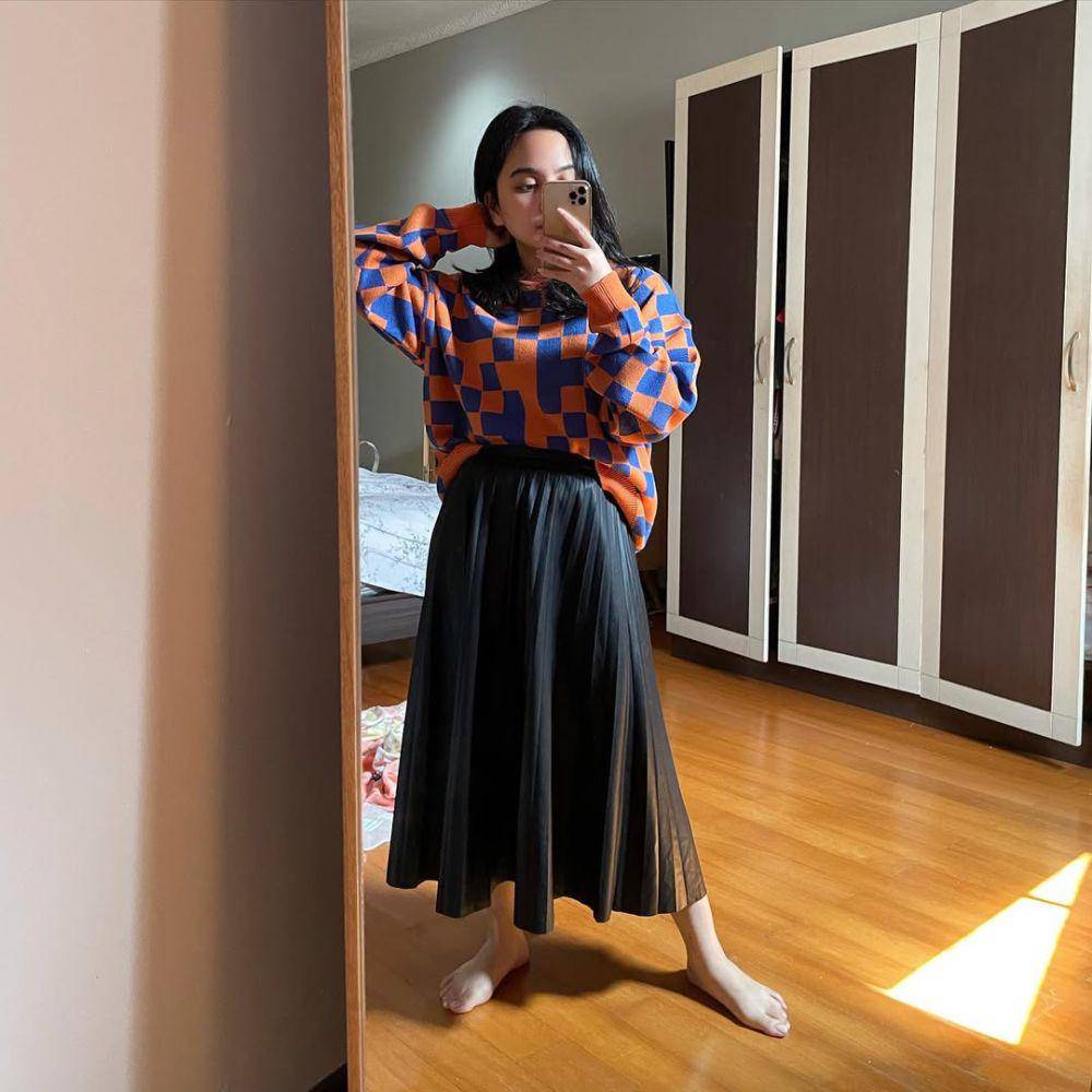 referensi smart casual outfit ala Rachel Amanda (instagram.com/auroramanda95)
