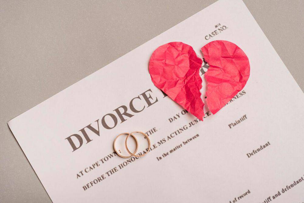 Ilustrasi Divorce (freepik.com/freepik)
