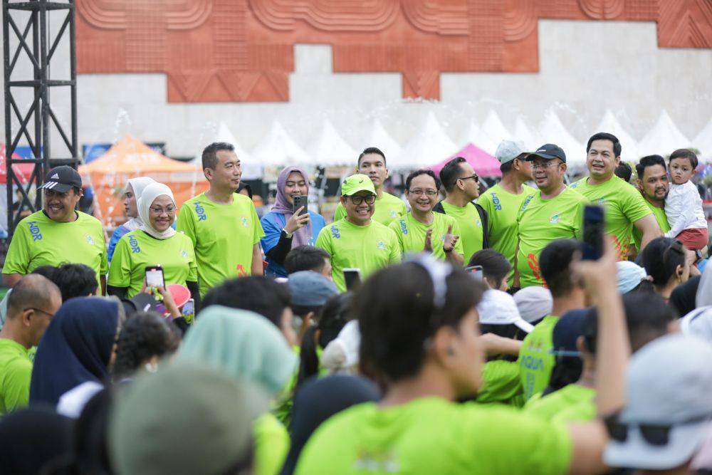 Ketua Umum PKB Abdul Muhaimin Iskandar melepas Women's Day Run 10K. (Dok. PKB)