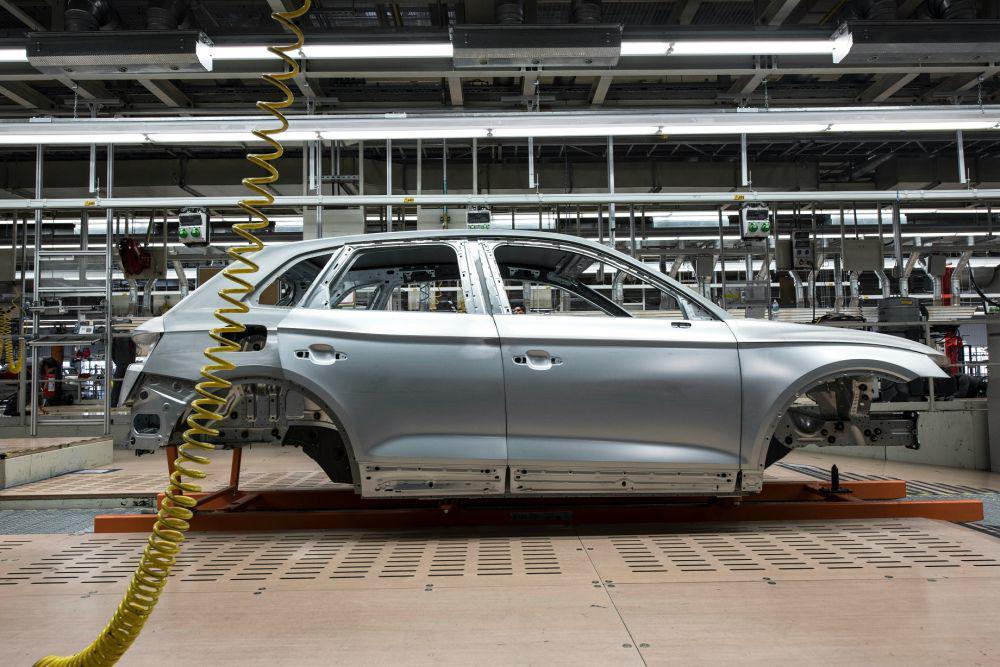 Bukan Baterai, Ini Kartu Truf China Kuasai Industri Mobil Listrik