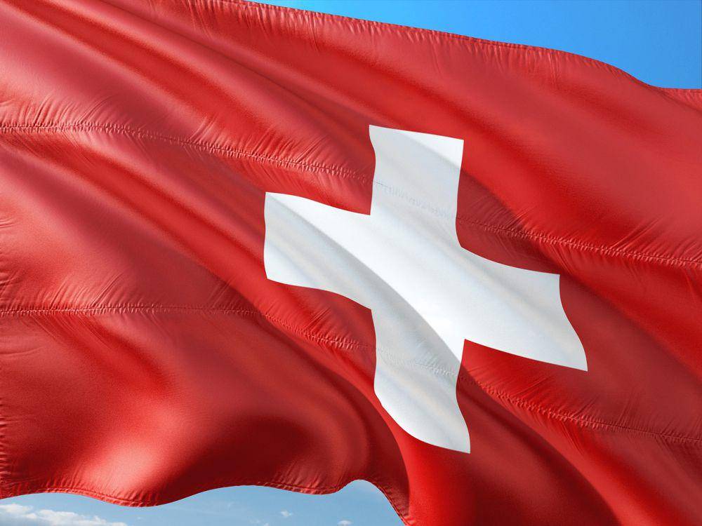 Ilustrasi Bendera Swiss (pixabay.com/jorono-1966666)
