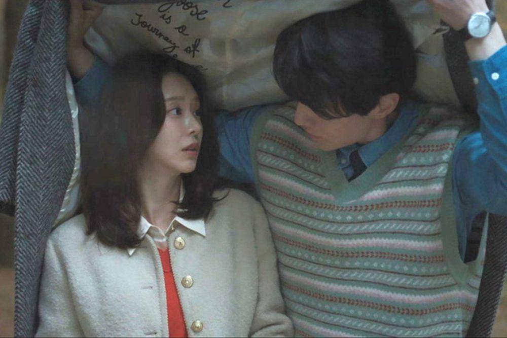 Cuplikan drama Korea The Divorce Insurance (dok. tvN/The Divorce Insurance)