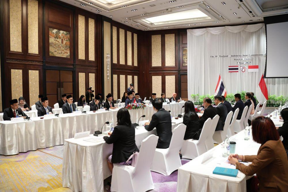Pertemuan Joint Commission for Bilateral Cooperatioan (JCM) ke-10 di Bangkok, Thailand. (Dok. Kemlu RI)