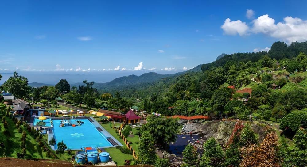 Lokawisata Baturaden (dinporabudpar.banyumaskab.go.id)