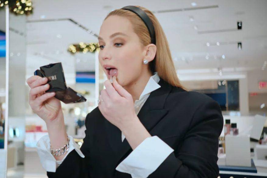 Jennifer Lawrence dalam iklan Dior 