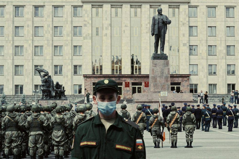ilustrasi tentara Rusia (unsplash.com/yasmin peyman)