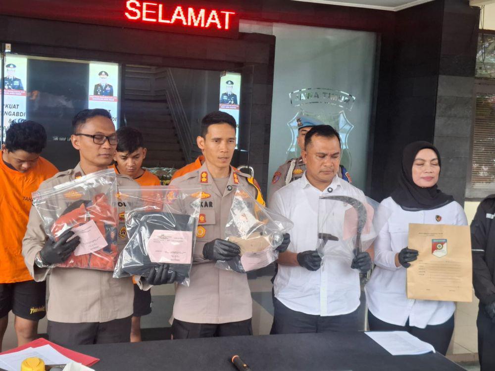 Konferensi pers kasus pengeroyokan di Kota Malang. (IDN Times/Rizal Adhi Pratama)