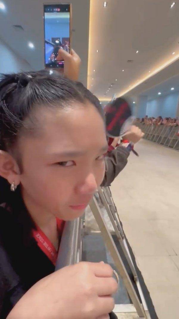 Bilqis nangis ketemu J-Hope (instagram.com/ayutingting92)