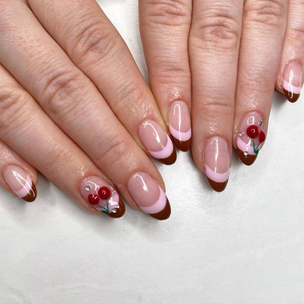 inspirasi 3D nail art yang hits di 2025 (instagram.com/eriishizu)