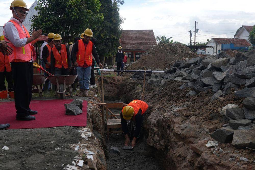 Kemendikdasmen merenovasi ratusan SMK/SLB. (dok. Kemendikdasmen)