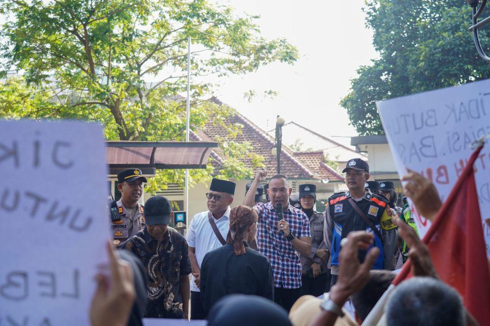 Warga BBR Bogor Demo Kejelasan Hukum Tanah Rumah Mereka