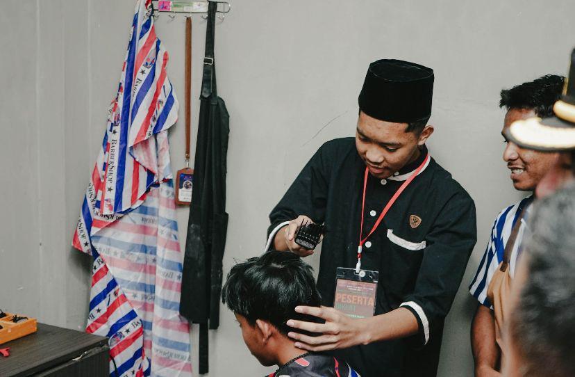 Bukan di Barak TNI, 15 Remaja Nakal Sukabumi Dikirim ke Pesantren