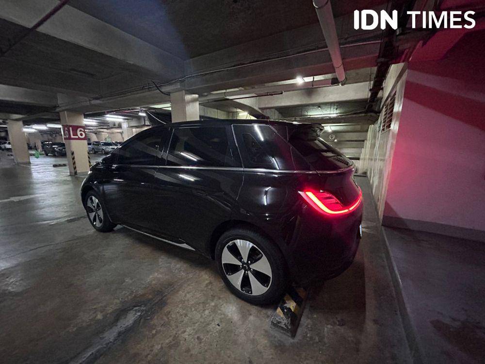 Tampilan eksterior Wuling New Cloud EV (IDN Times/Fadhliansyah)