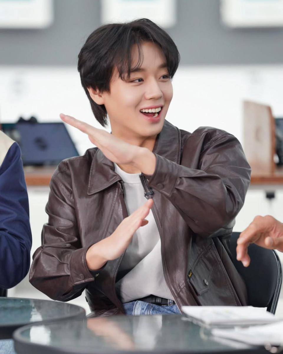 potret Park Ji Hoon (instagram.com/yy_ent)