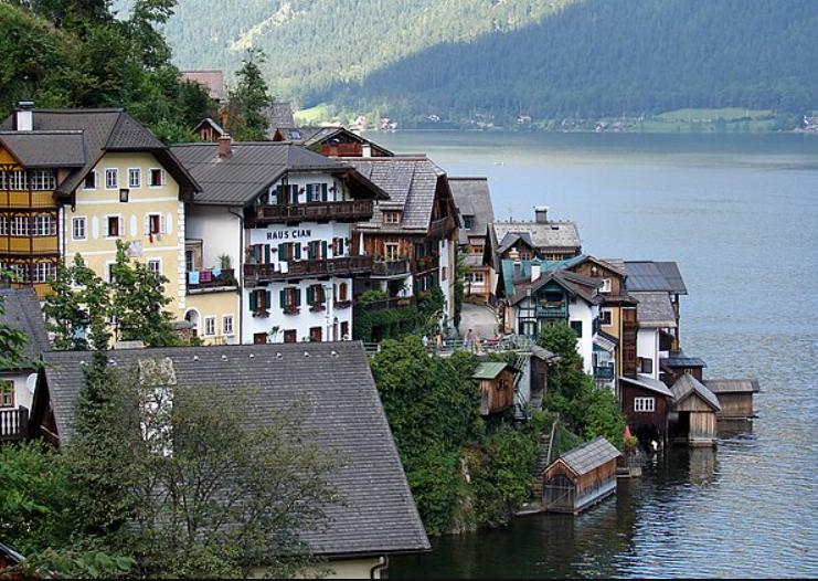 5 Fakta Unik Kota Hallstatt, Kota Paling Fotogenik di Austria