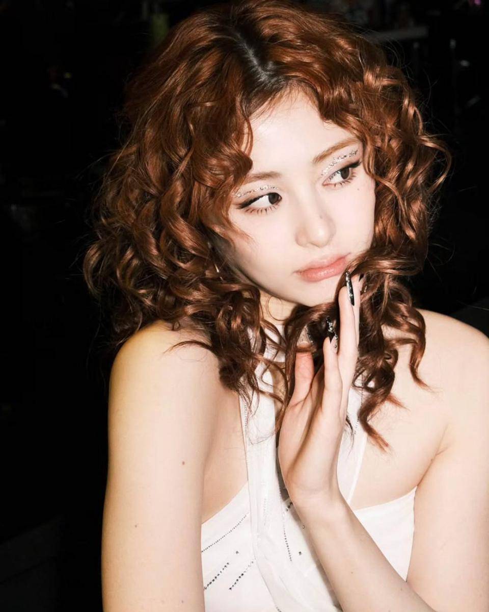 potret Yunjin LE SSERAFIM (instagram.com/jenaissante)