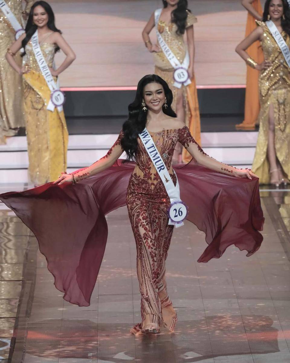 Potret Puteri Indonesia Jawa Timur 2025, Firsta Yufi Amarta Putri (instagram.com/officialputeriindonesia)