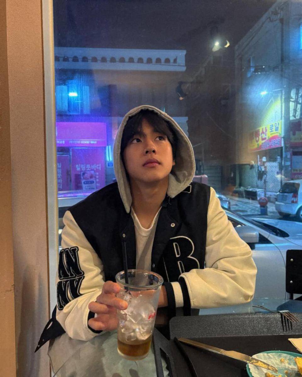 ho Han Gyeol (instagram.com/h.g0__2)