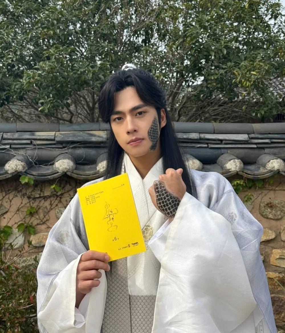 ho Han Gyeol (instagram.com/h.g0__2)