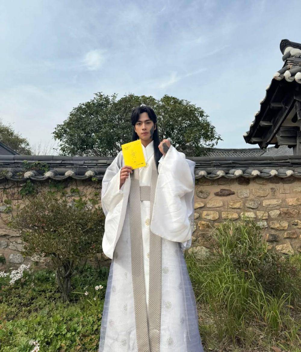 ho Han Gyeol (instagram.com/h.g0__2)