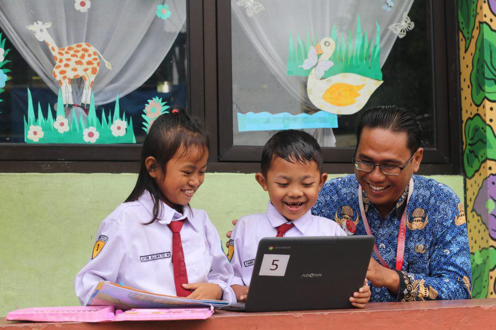 Sudut Baca Digital, Inovasi SDN Tambakrejo 01 yang Sering Kena Banjir