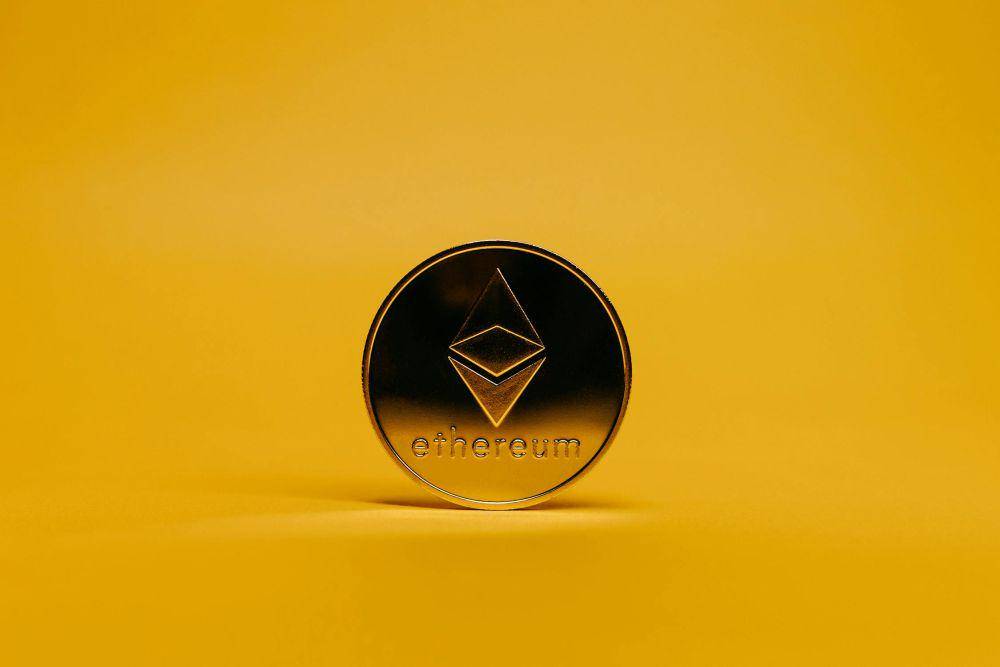 ilustrasi Ethereum (pexels.com/Jonathan Borba)