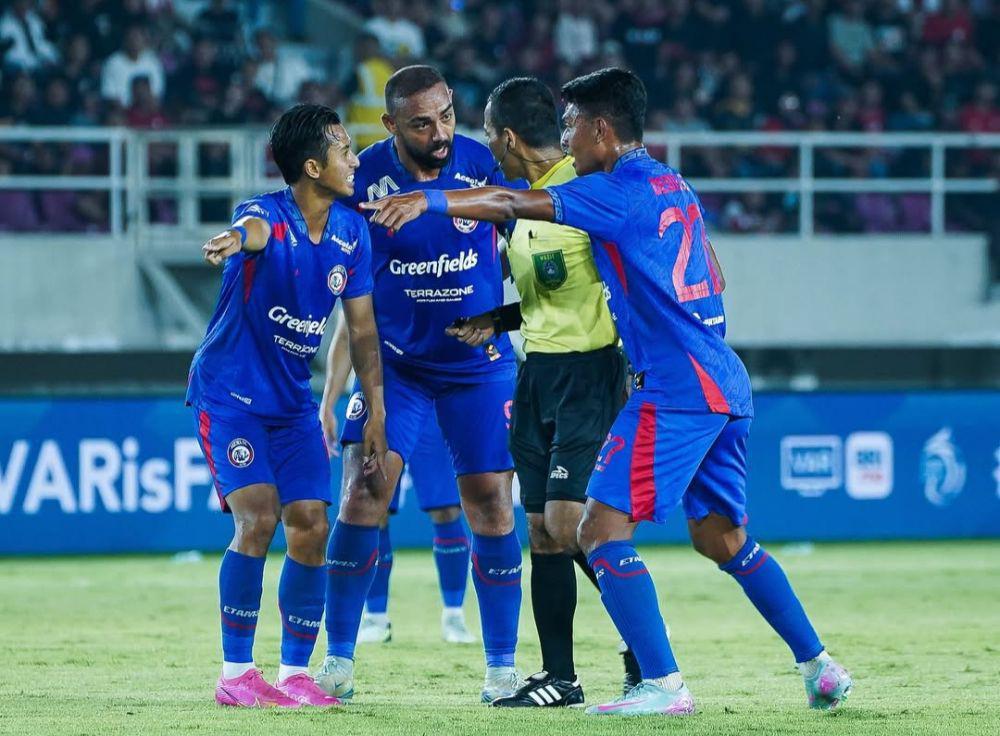 Gol Telat Arema FC Buyarkan Kemenangan PSBS Biak