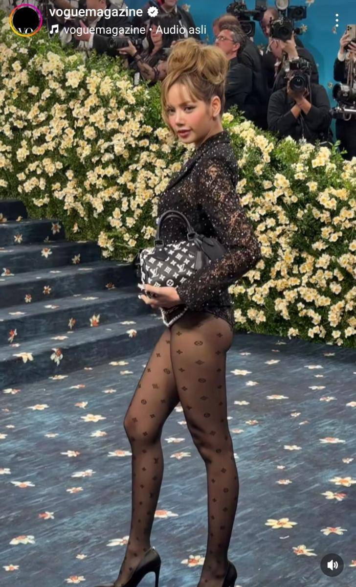 Lisa di Met Gala 2025 (Instagram.com/viguemagazine)