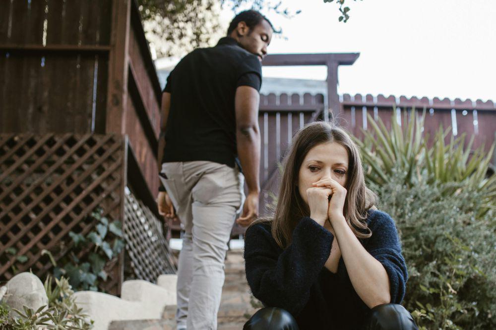5 Tips Menghilangkan Rasa Cinta, Buat Kamu yang Baru Putus