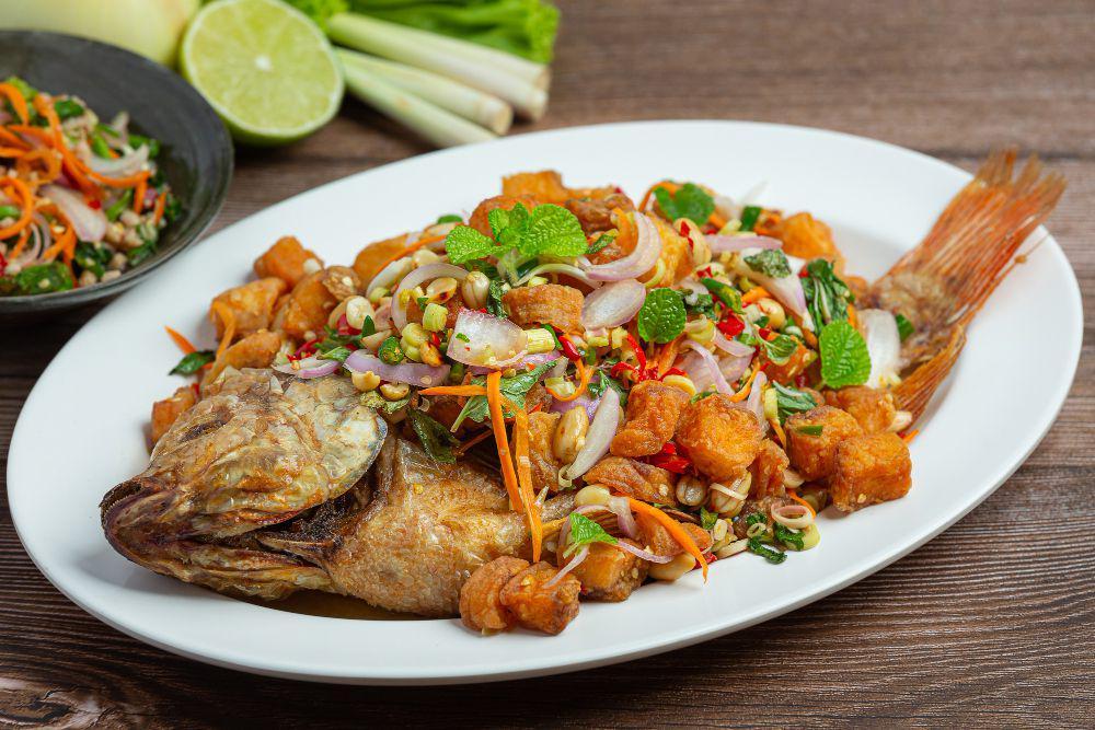 5 Cara Memotong Gurame Goreng agar Hasilnya Garing