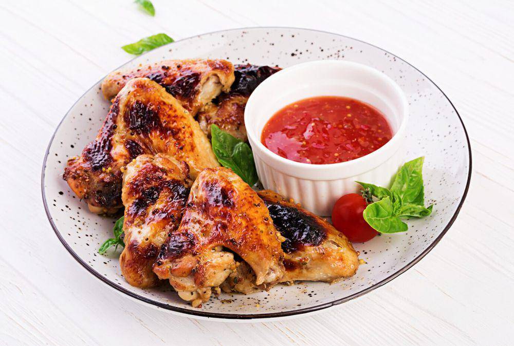 ilustrasi jerk chicken (freepik.com/timolina)