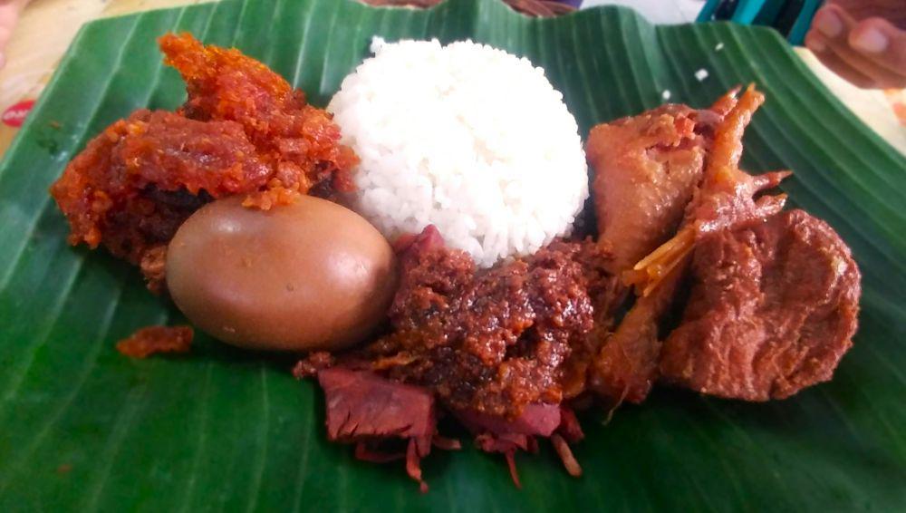 ilustrasi gudeg Jogja. (unsplash.com/Inna Safa)