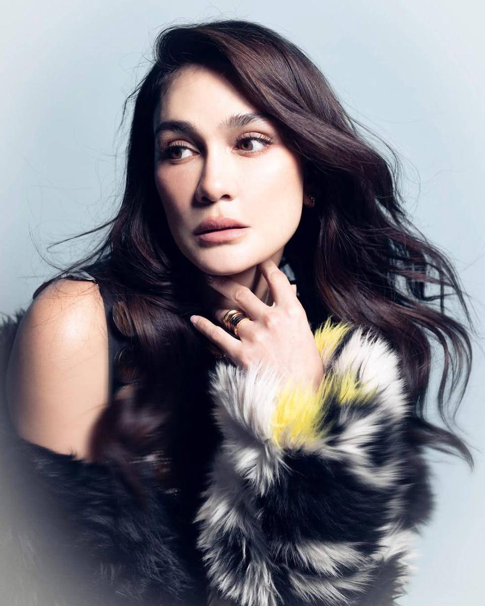 Luna Maya (@dikhadheansa via instagram.com/lunamaya)