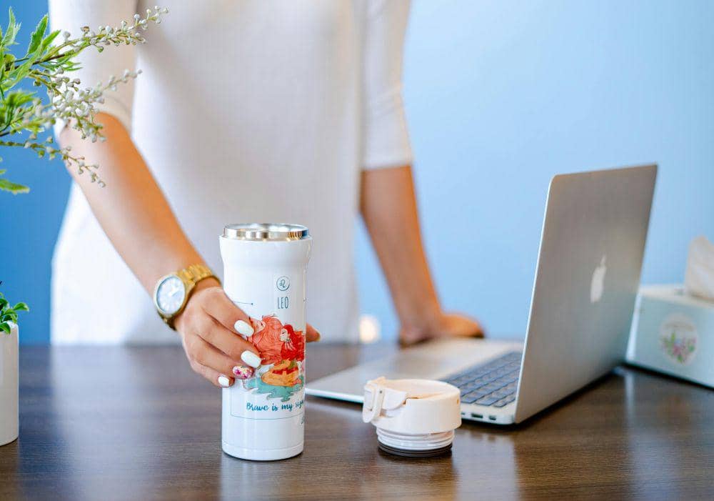 Ilustrasi tumbler